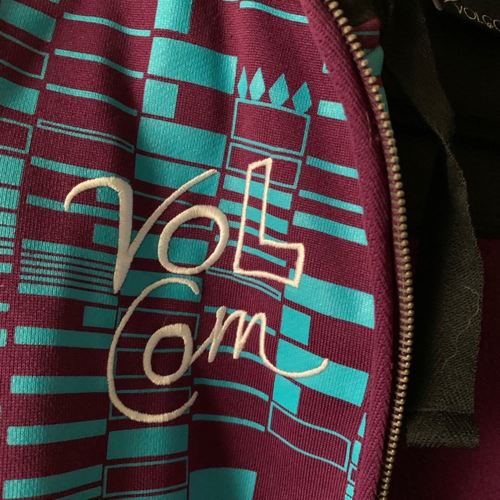 Women’s Volcom Jacket (See note about sizing)